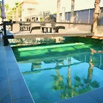 Mas La Farelle D'hote,fitness & Salle De Jeux Gratuite & En Supplement Nîmes