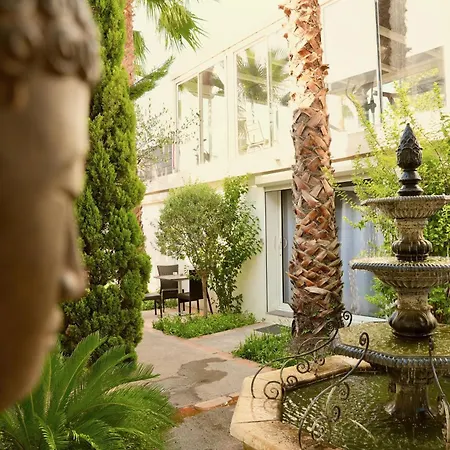 Mas La Farelle D'hote,fitness&salle De Jeux Gratuite&spa En Supplément Nimes