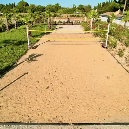 Panzió Mas La Farelle D'hote,fitness & Salle De Jeux Gratuite & En Supplement