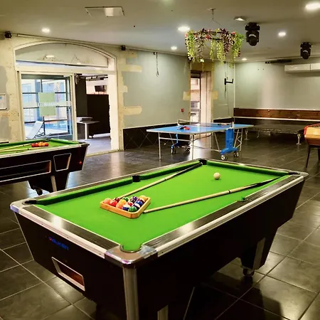 Mas La Farelle D'hote,fitness & Salle De Jeux Gratuite & En Supplement לינה וארוחת בוקר 4*