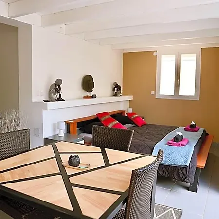 Bed & Breakfast Mas La Farelle D'hote,fitness & Salle De Jeux Gratuite & En Supplement 4*