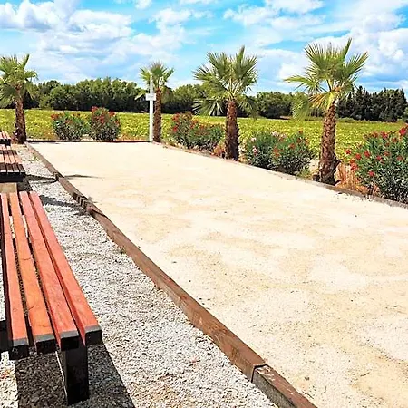Mas La Farelle D'hote,fitness & Salle De Jeux Gratuite & En Supplement Bed & Breakfast Nîmes