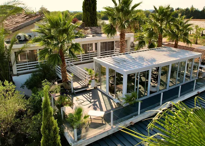 Mas La Farelle D'hote,fitness & Salle De Jeux Gratuite & En Supplement Nîmes