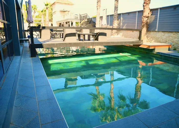 Mas La Farelle D'hote,fitness&salle De Jeux Gratuite&spa En Supplément Nimes