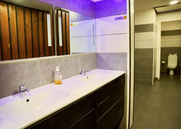 Bed & Breakfast Mas La Farelle D'hote,fitness & Salle De Jeux Gratuite & En Supplement Nîmes